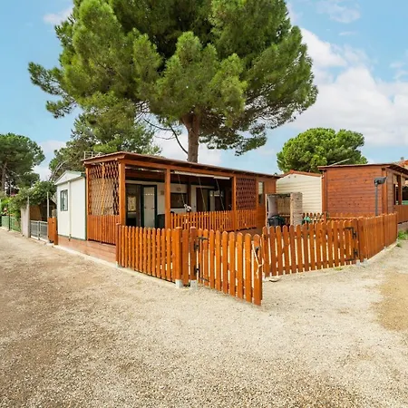 Mobile Margine Rosso Su Forti